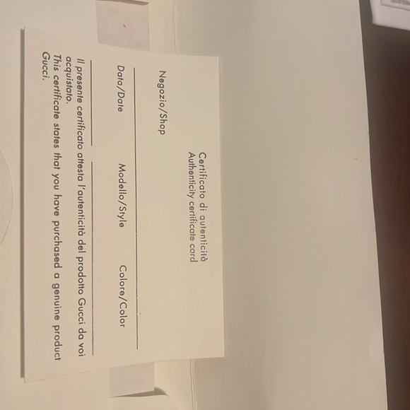 OVERSIZED GUCCI SHADES NO STRATCHES OR DINGS - Picture 6 of 6